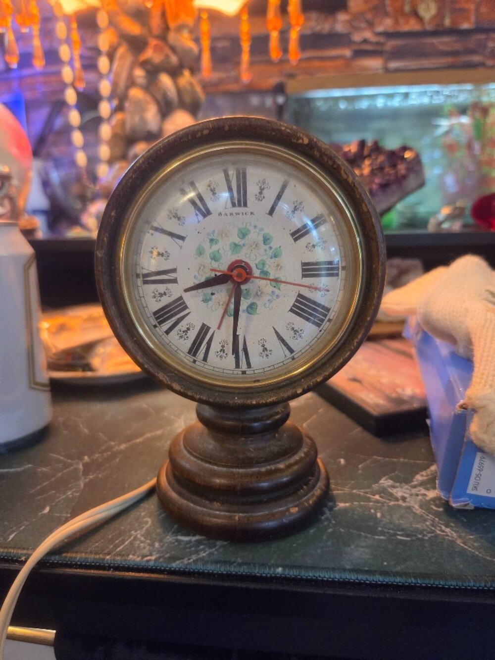 Antique Tabletop Electric Barwick Howard Miller Clock!!***READ***
